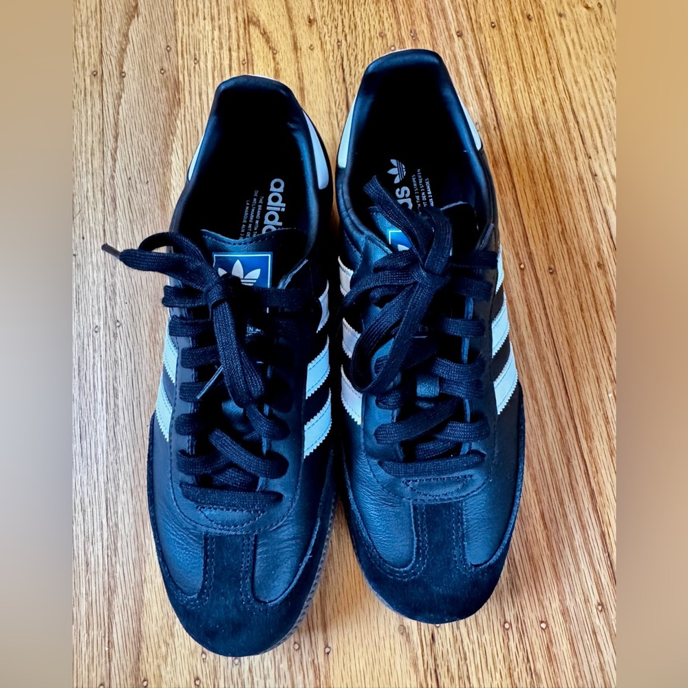 ✨Adidas Black Samba, like new 🖤 - Picture 4 of 5